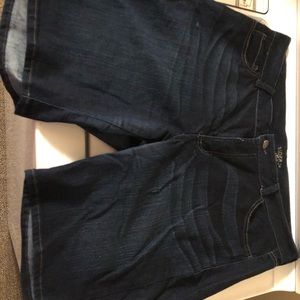 Lee Bermuda Shorts
